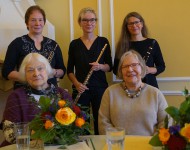 Das Holzbläsertrio Petra Voigt, Angela Ladewig und Sabine Kegel zur Lesung mit Helene Schmidt und Barbara Kegel im November 2018 beim Hoyerswerdaer Kunstverein