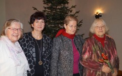 Helene Schmidt, Heidrun Dietrich, Angela Potowski, Barbara Kegel, von rechts.